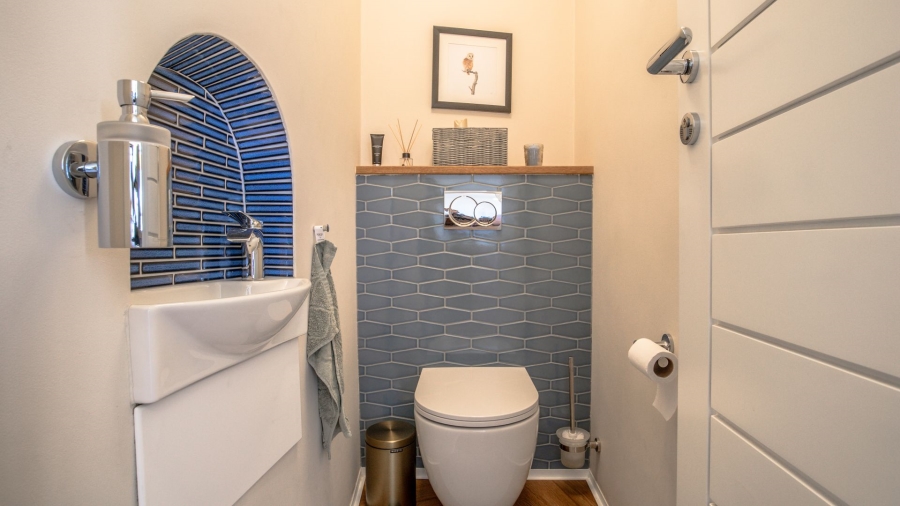 1 Bedroom Property for Sale in Vredehoek Western Cape